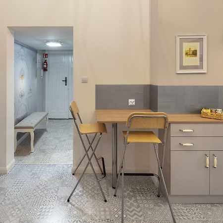 Apartamenty U Tuwima Łódź Esterno foto